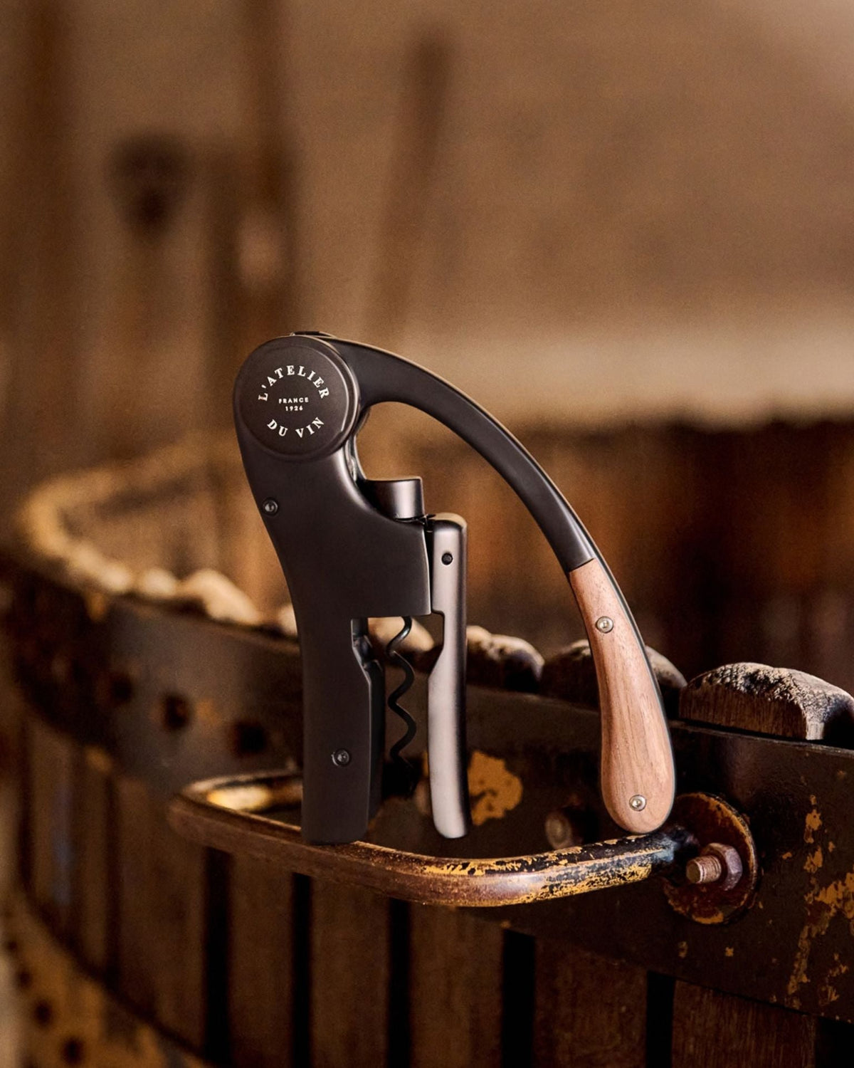 Tire-bouchon à Levier Oeno Motion Bois & Noir | Atelier du vin