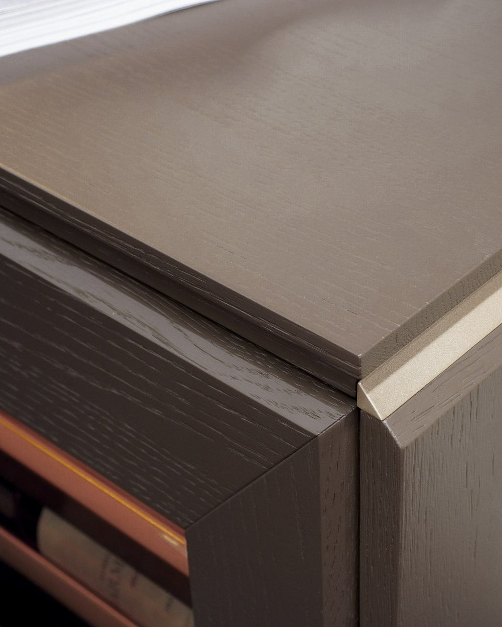 EuroCave Harmonie DHASLCPV - smoked brown body, light oak niche, glass door